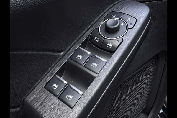 Ford Kuga 2.5 PHEV ST-Line X | Pano | Trekhaak | Adaptive Cruise | B&O Sound | Winter pack | Camera