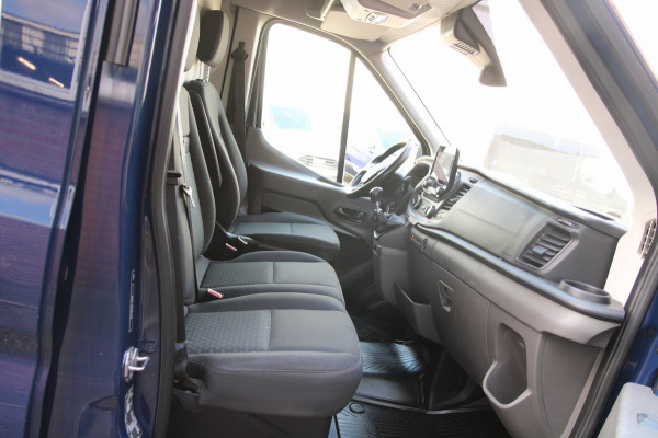 Ford Transit 330 2.0 TDCI L2H2 Trend / Imperiaal / Trekhaak / Trap / Sync 3