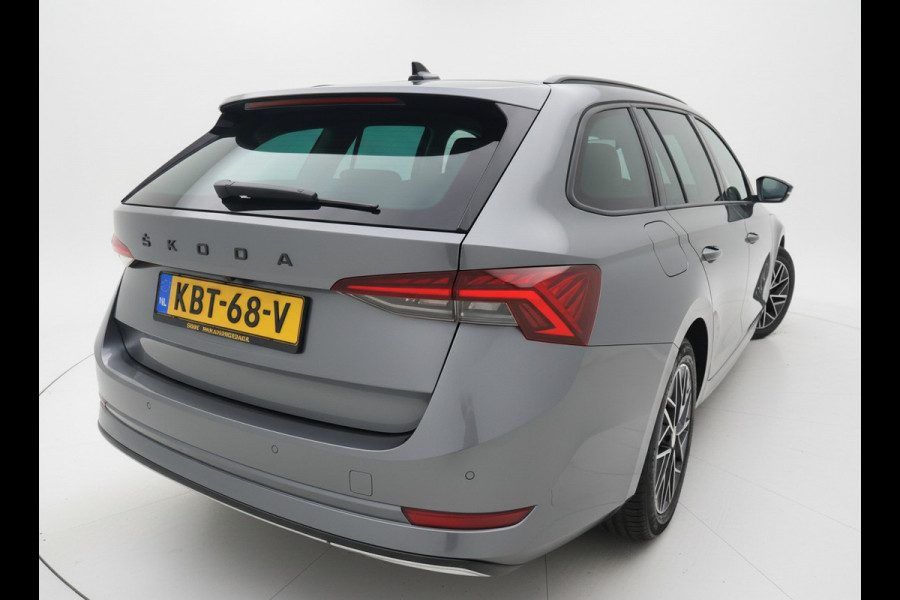 Škoda Octavia Combi 1.5 TSI MHEV 150PK DSG SPORTLINE BUSINESS CAMERA/NAVI/HEAD-UP/SFEERVERL.
