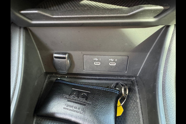 Renault Captur 1.6 E-Tech full hybrid 145 techno Apple & Android CarPlay / P-sensoren / Camera / LM velgen