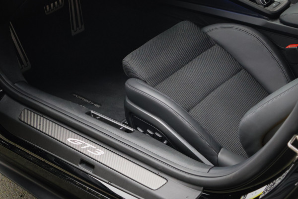 Porsche 911 4.0 GT3 Touring | 992.2 FACELIFT | LIFT | CARBON DAK | ACHTERASBESTURING | YELLOW DETAILS | BOSE AUDIO | CRHONO PACKAGE | STOELV