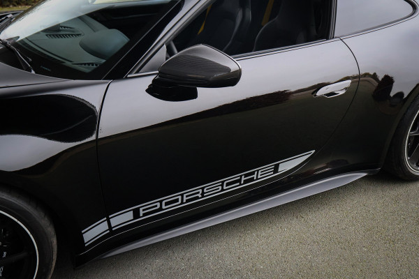 Porsche 911 4.0 GT3 Touring | 992.2 FACELIFT | LIFT | CARBON DAK | ACHTERASBESTURING | YELLOW DETAILS | BOSE AUDIO | CRHONO PACKAGE | STOELV