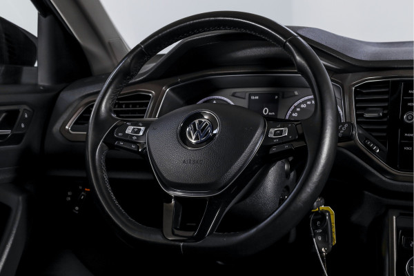 Volkswagen T-Roc 1.5 TSI 150 PK Style Business - Automaat | Adapt. Cruise | Stoelverw. | PDC | Camera | NAV + App. Connect | LED | ECC | Trekhaak | LM 17" |