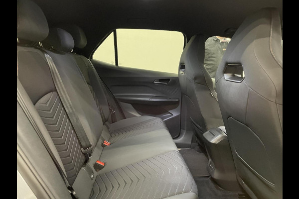 CUPRA Born Business 62 kWh Navigatie Apple Carplay/Android Auto Camera Parkeersensoren Adaptive Cruise Control Stuurverwarming Lichtmetalen velgen Climate Control