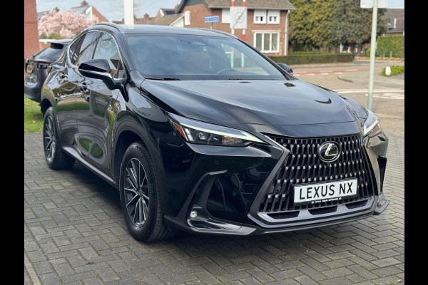 Lexus NX 450h+ AWD Executive Line | Trekhaak, Geheugenfunctie, Leer, Groot scherm, 360 camera, Stoelventilatie, 18 inch