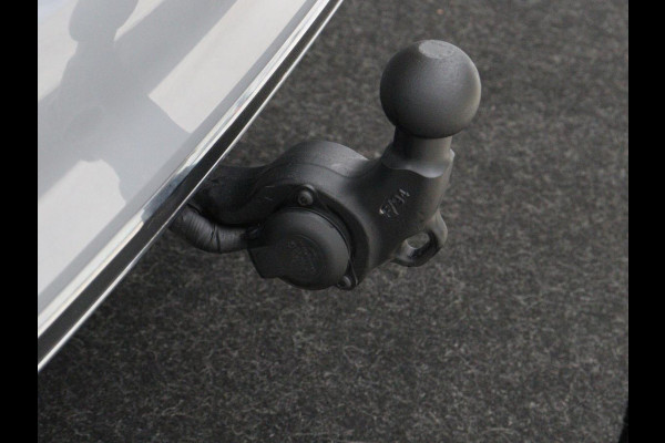 Volkswagen Passat 1.4 TSI PHEV GTE | Stoelverwarming | Trekhaak | Massage | Camera | Carplay | Keyless | Matrix LED | Navigatie | Adaptive cruise | Park Assist | Climate control | Plug In