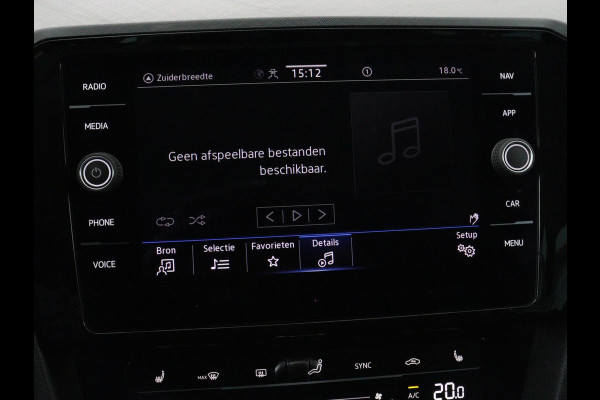 Volkswagen Passat 1.4 TSI PHEV GTE | Stoelverwarming | Trekhaak | Massage | Camera | Carplay | Keyless | Matrix LED | Navigatie | Adaptive cruise | Park Assist | Climate control | Plug In