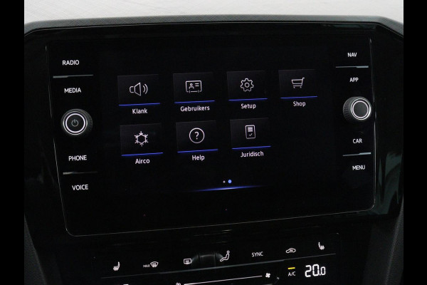 Volkswagen Passat 1.4 TSI PHEV GTE | Stoelverwarming | Trekhaak | Massage | Camera | Carplay | Keyless | Matrix LED | Navigatie | Adaptive cruise | Park Assist | Climate control | Plug In