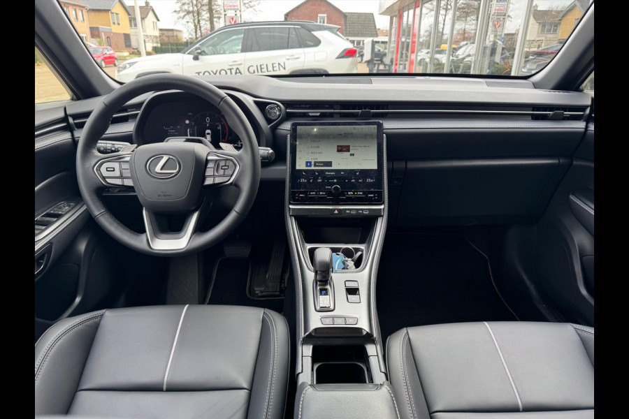 Lexus LBX 1.5 Hybrid Relax Tech Pack | Geheugenfunctie, Leer, Dodehoekherkenning, 18 inch, Elektrische achterklep, Stoel + Stuurverwarming