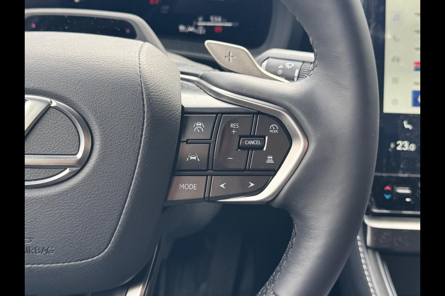 Lexus LBX 1.5 Hybrid Relax Tech Pack | Geheugenfunctie, Leer, Dodehoekherkenning, 18 inch, Elektrische achterklep, Stoel + Stuurverwarming