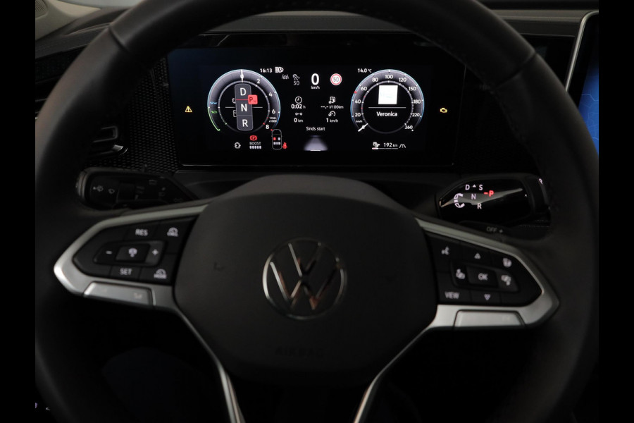Volkswagen Tiguan 1.5 eHybrid Life Edition 204 pk Automaat (DSG) | Verlengde garantie | Navigatie | Parkeersensoren (Park assist) | Achteruitrijcamera | Stoelverwarming |
