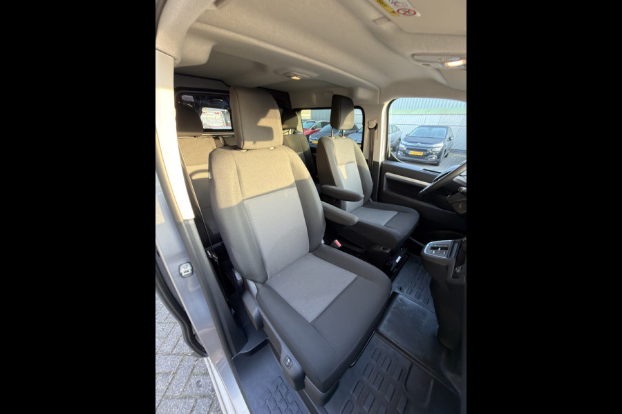 Opel Vivaro-e DC 75 kWh (Stoelverwarming - 2x Schuifdeuren - Keyless Entry - Laadruimte betimmering - Automatische Airco - Navigatie - Parkeer