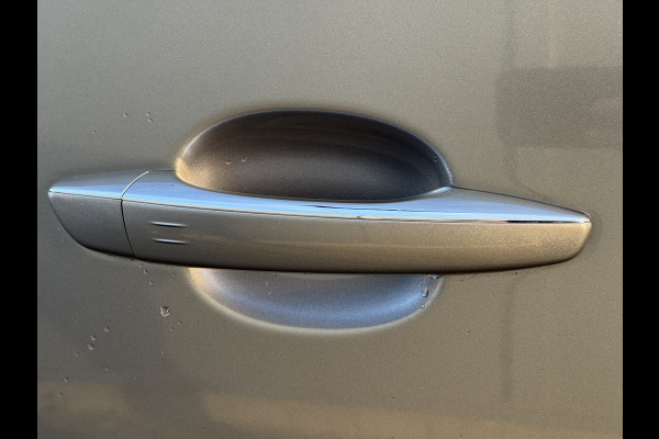 Opel Vivaro-e DC 75 kWh (Stoelverwarming - 2x Schuifdeuren - Keyless Entry - Laadruimte betimmering - Automatische Airco - Navigatie - Parkeer