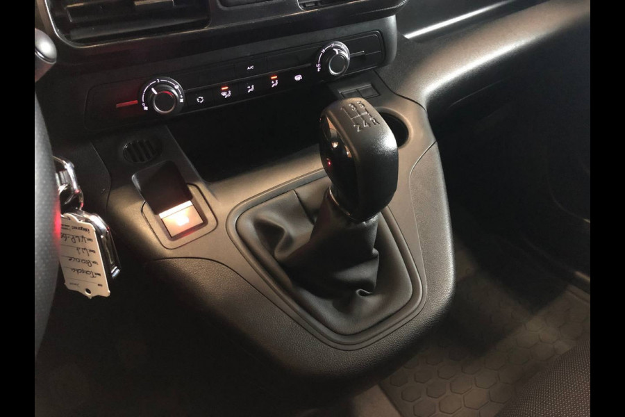 Toyota PROACE CITY 1.5 D-4D Navigator 3 zitter | navigatie | camera | trekhaak