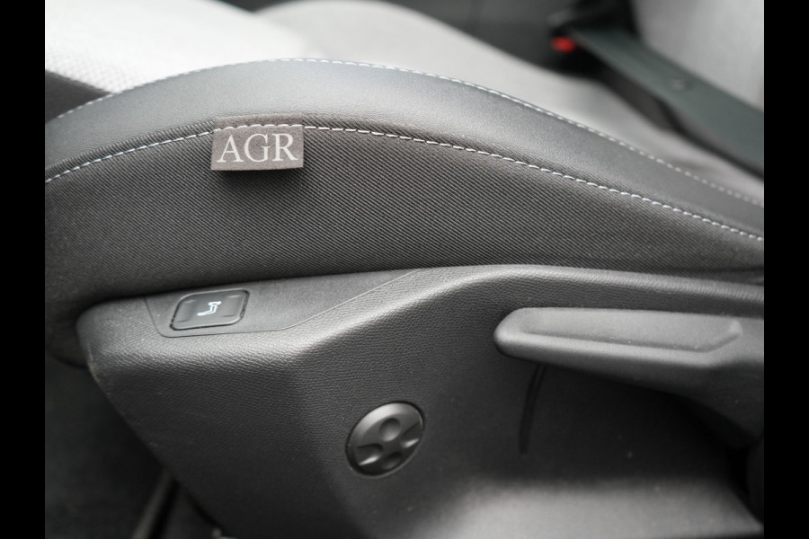 Opel Astra 1.6 Business Elegance PHEV 180pk | Adaptive Cruise | 360 Camera | Sportstoelen & Stuur Verwarmd | Apple Carplay | Keyless | LED Koplampen | Navigatie | DAB | Plug In Hybrid