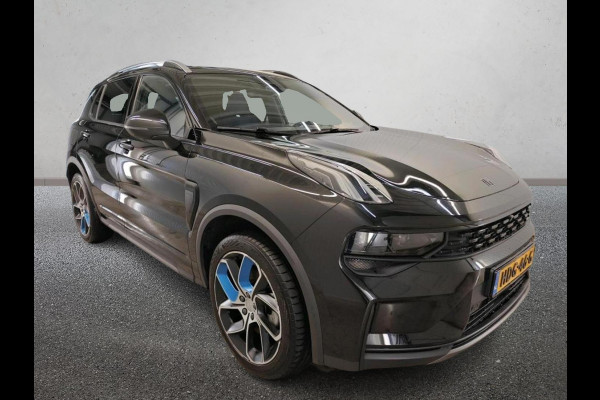 Lynk & Co 01 1.5 192KW PHEV Panoramadak Navigatie Apple Carplay/ Android Auto Camera Parkeersensoren Adaptive Cruise Control Memory stoelen verwarmbaar Full Led Climate Control Lichtmetalen velgen