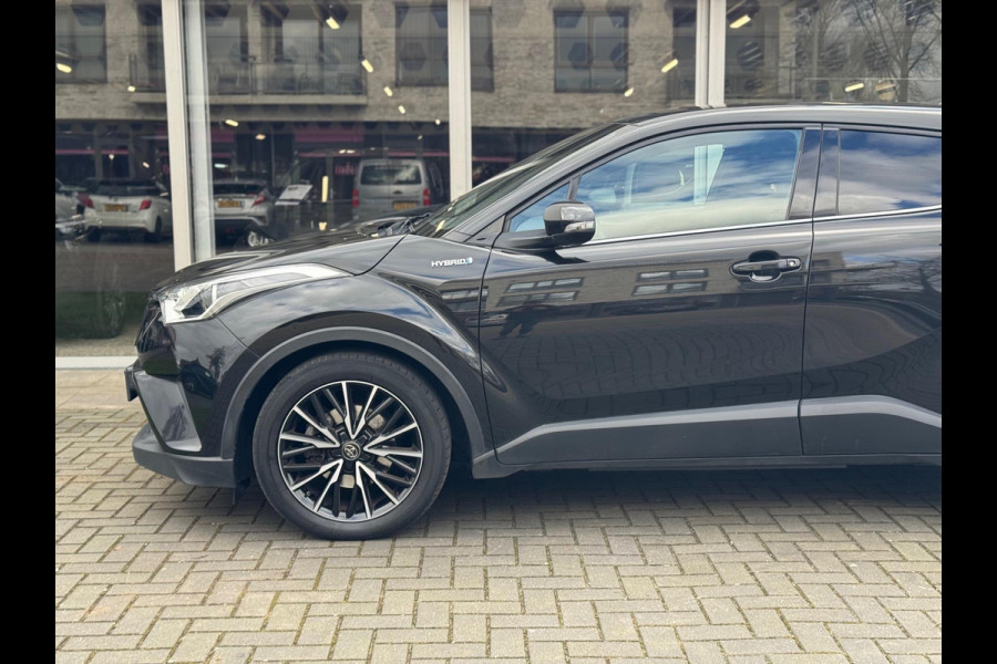 Toyota C-HR 1.8 Hybrid 122pk CVT Dynamic | Navigatie, Adaptive Cruise, Stoelverwarming, Lm-velgen