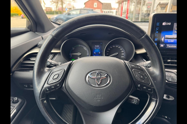 Toyota C-HR 1.8 Hybrid 122pk CVT Dynamic | Navigatie, Adaptive Cruise, Stoelverwarming, Lm-velgen