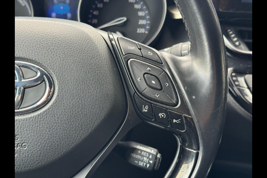 Toyota C-HR 1.8 Hybrid 122pk CVT Dynamic | Navigatie, Adaptive Cruise, Stoelverwarming, Lm-velgen