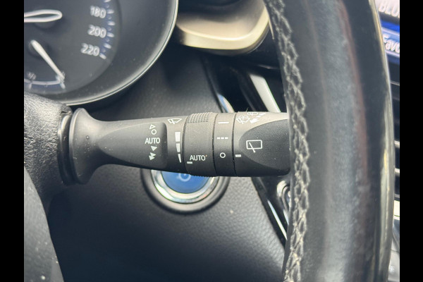 Toyota C-HR 1.8 Hybrid 122pk CVT Dynamic | Navigatie, Adaptive Cruise, Stoelverwarming, Lm-velgen