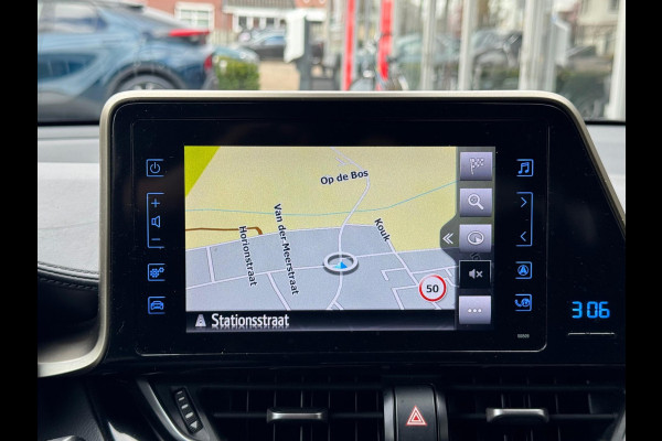 Toyota C-HR 1.8 Hybrid 122pk CVT Dynamic | Navigatie, Adaptive Cruise, Stoelverwarming, Lm-velgen
