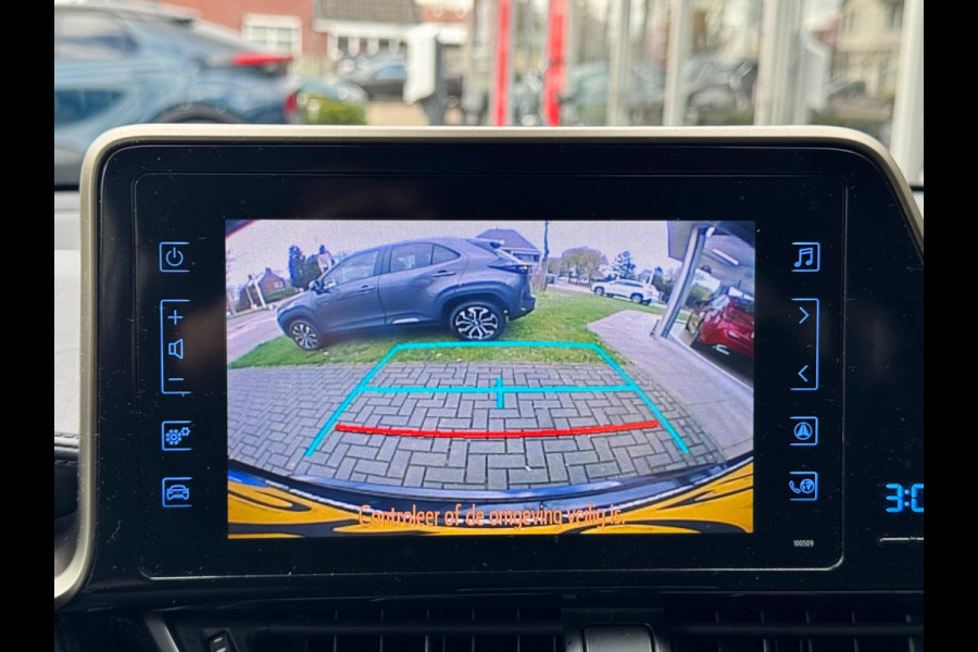 Toyota C-HR 1.8 Hybrid 122pk CVT Dynamic | Navigatie, Adaptive Cruise, Stoelverwarming, Lm-velgen