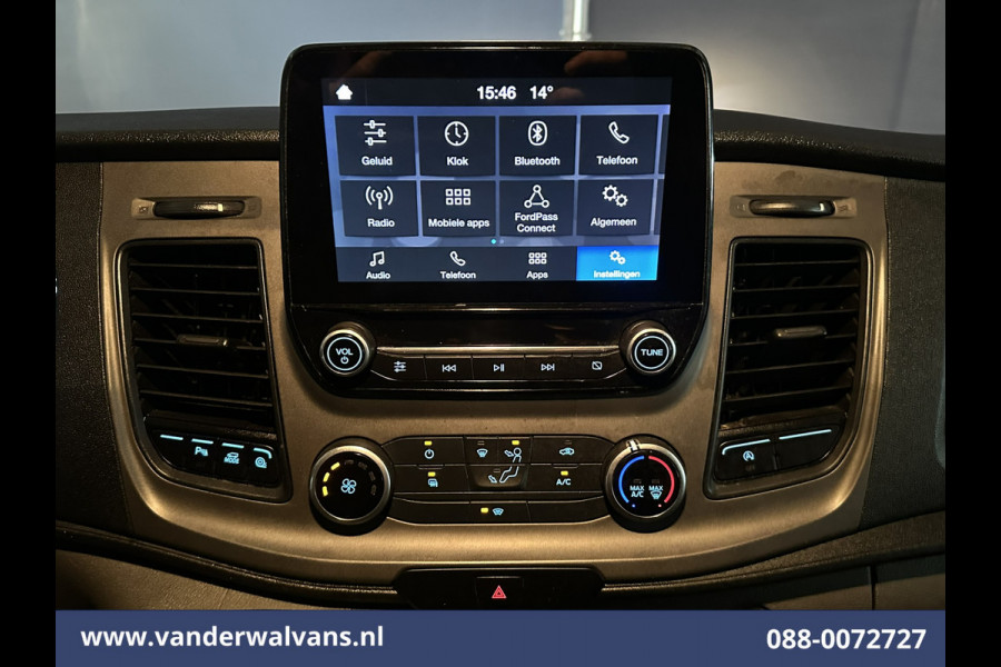 Ford Transit 2.0 TDCI L2H2 Euro6 Airco | Camera | Apple Carplay | 2500kg Trekhaak | Cruisecontrol Android Auto, Verwarmde Voorruit, Parkeersensoren, Bijrijdersbank