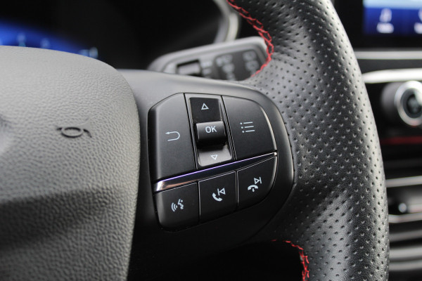 Ford Kuga 1.5 EcoBoost 150PK ST-Line | Trekhaak 1.500KG | Head-up | Adaptieve Cruise | Winterpack