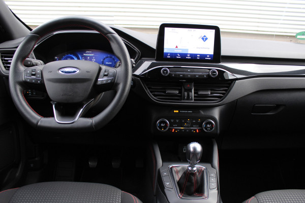 Ford Kuga 1.5 EcoBoost 150PK ST-Line | Trekhaak 1.500KG | Head-up | Adaptieve Cruise | Winterpack