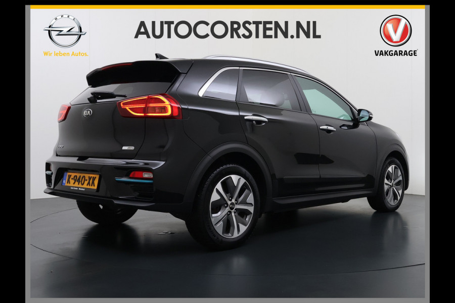 Kia e-Niro ExecutiveLine 64kWh 3-Fase SOH 100% Schuif-Kanteldak Leder Warmtepomp Elek.Stoel+Memory JBL®-Audio Pdc Navi Ecc Camera Apple Car Stoelverwarming+Koeling Stuurverwarming Lmv Privacy Glas DAB Vess Lane Assist Blind Spot 1E Eigenaar Dealeronderhouden Origineel Nederlandse Auto