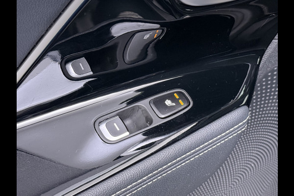 Kia e-Niro ExecutiveLine 64kWh 3-Fase SOH 100% Schuif-Kanteldak Leder Warmtepomp Elek.Stoel+Memory JBL®-Audio Pdc Navi Ecc Camera Apple Car Stoelverwarming+Koeling Stuurverwarming Lmv Privacy Glas DAB Vess Lane Assist Blind Spot 1E Eigenaar Dealeronderhouden Origineel Nederlandse Auto