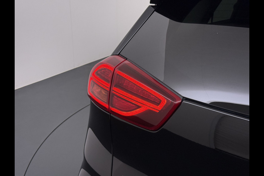 Kia e-Niro ExecutiveLine 64kWh 3-Fase SOH 100% Schuif-Kanteldak Leder Warmtepomp Elek.Stoel+Memory JBL®-Audio Pdc Navi Ecc Camera Apple Car Stoelverwarming+Koeling Stuurverwarming Lmv Privacy Glas DAB Vess Lane Assist Blind Spot 1E Eigenaar Dealeronderhouden Origineel Nederlandse Auto