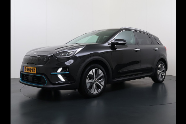 Kia e-Niro ExecutiveLine 64kWh 3-Fase SOH 100% Schuif-Kanteldak Leder Warmtepomp Elek.Stoel+Memory JBL®-Audio Pdc Navi Ecc Camera Apple Car Stoelverwarming+Koeling Stuurverwarming Lmv Privacy Glas DAB Vess Lane Assist Blind Spot 1E Eigenaar Dealeronderhouden Origineel Nederlandse Auto