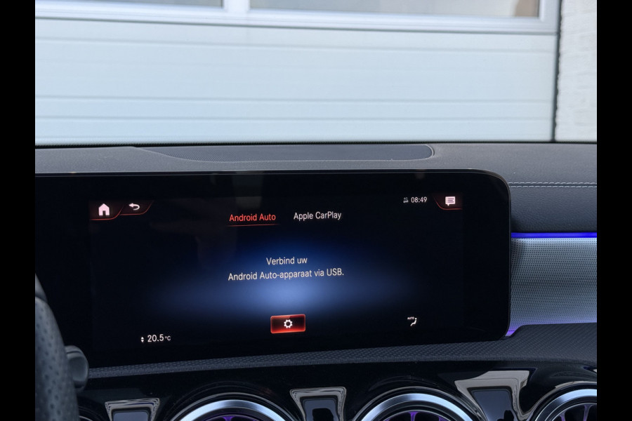 Mercedes-Benz A-Klasse 250 e Business Solution AMG Edition | Pano | Ambient Light | Camera | LED | 18 inch