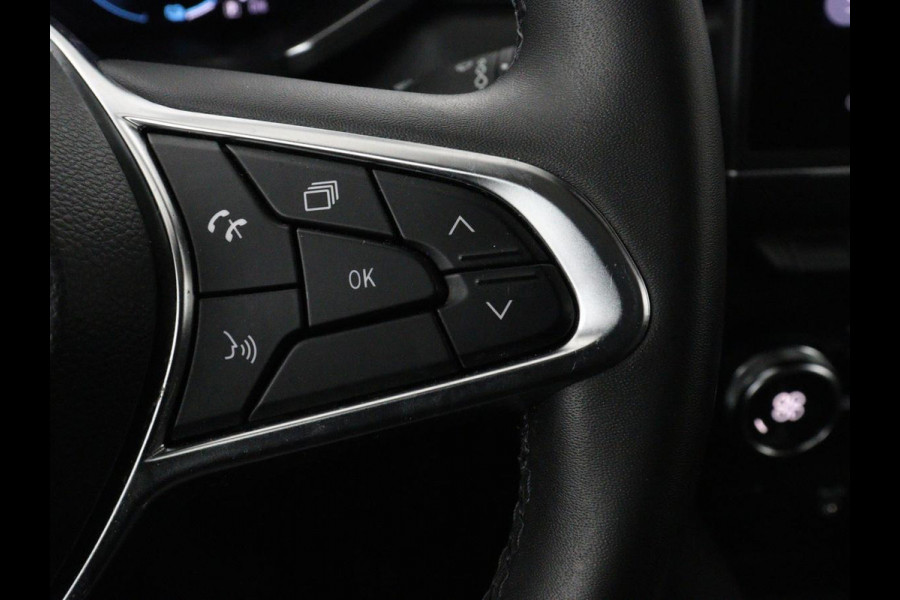 Renault Captur 1.6 E-Tech Plug-in Hybrid 160 Intens | Carplay | Half leder | Navigatie | Full LED | Parkeerhulp | Keyless | Climate control | Bluetooth | Cruise control | PHEV | Plug In