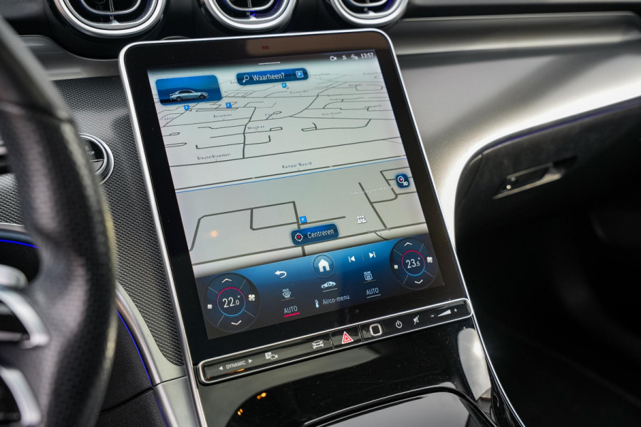 Mercedes-Benz C-Klasse 200 4MATIC AMG Line Burmester Panodak Ambient 360 Camera Dode Hoek Keyless
