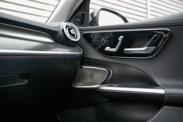 Mercedes-Benz C-Klasse 200 4MATIC AMG Line Burmester Panodak Ambient 360 Camera Dode Hoek Keyless