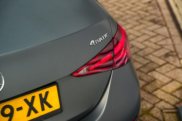 Mercedes-Benz C-Klasse 200 4MATIC AMG Line Burmester Panodak Ambient 360 Camera Dode Hoek Keyless