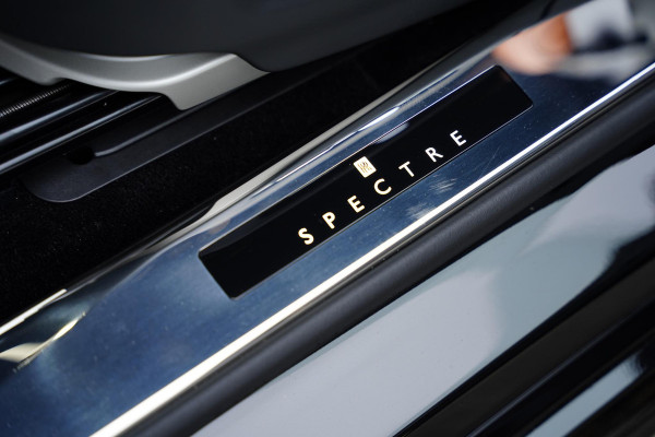 Rolls-Royce Spectre AWD Two Tone / Bespoke Audio / Pinstripe Mandarin / NL-Car