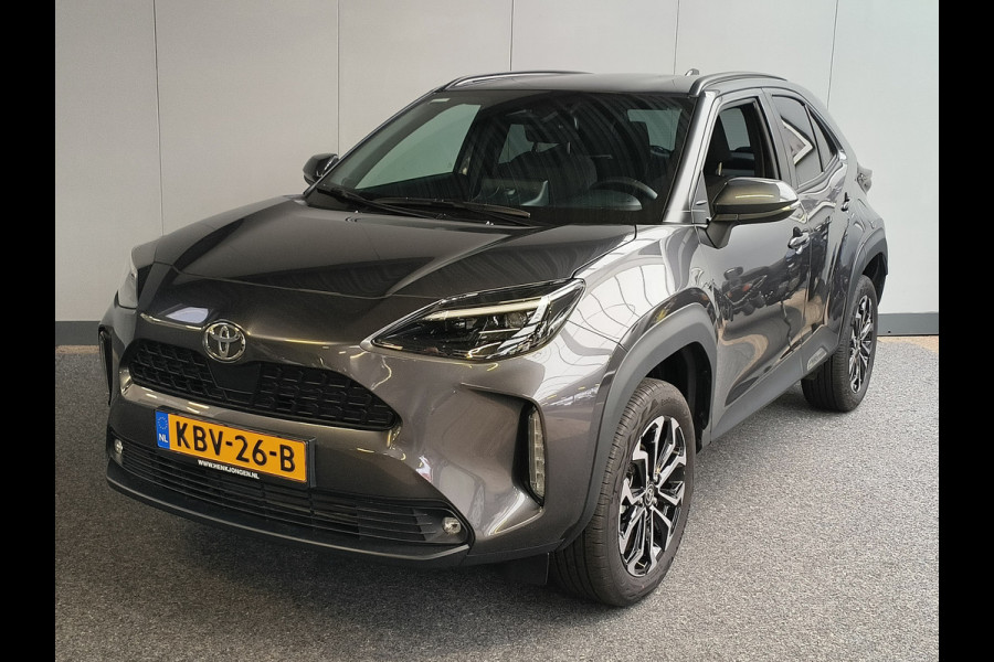 Toyota Yaris Cross 1.5 Hybrid 115 First Edition Rijklaar + Fabrieksgarantie Henk Jongen Auto's in Helmond,  al 50 jaar service zoals 't hoort!