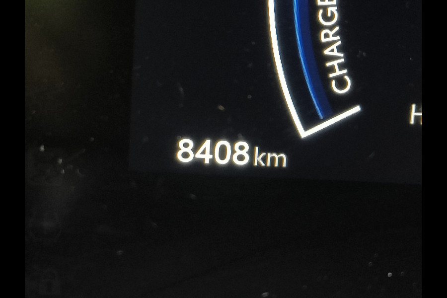 Toyota Yaris Cross 1.5 Hybrid 115 First Edition Rijklaar + Fabrieksgarantie Henk Jongen Auto's in Helmond,  al 50 jaar service zoals 't hoort!