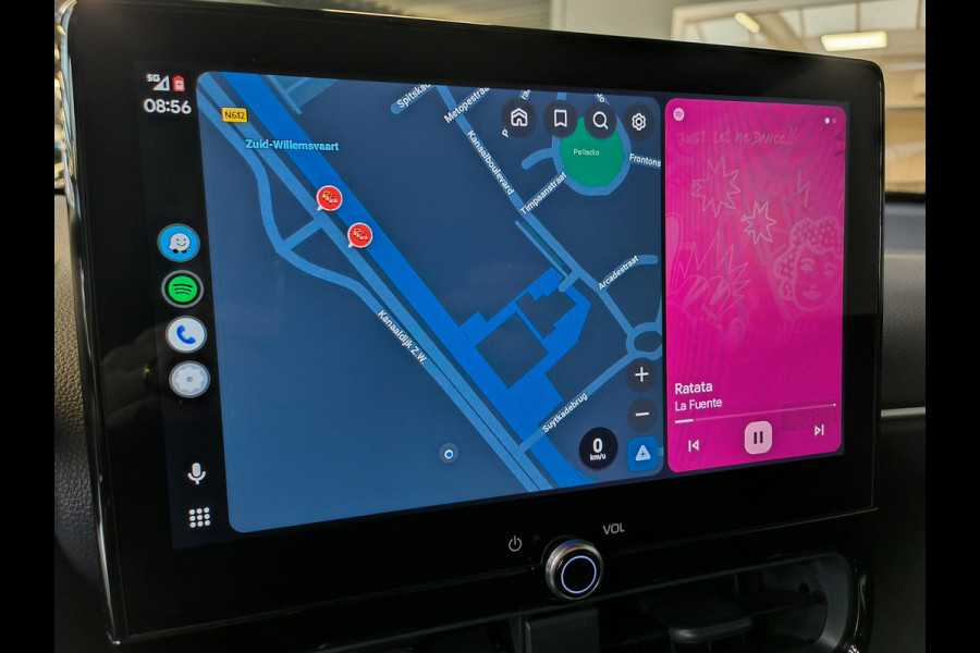 Toyota Yaris Cross 1.5 Hybrid 115 First Edition Rijklaar + Fabrieksgarantie Henk Jongen Auto's in Helmond,  al 50 jaar service zoals 't hoort!