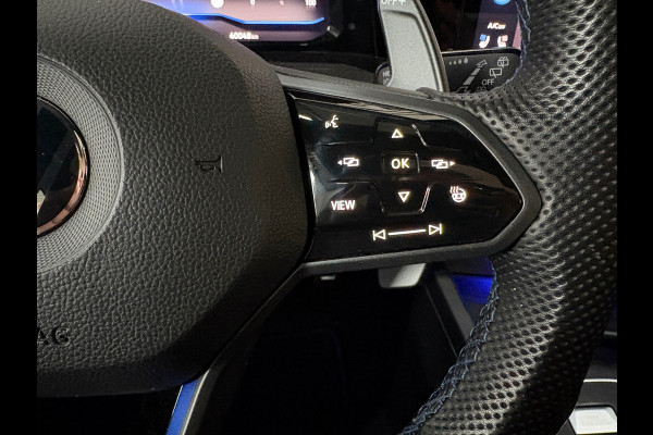 Volkswagen Golf 2.0 TSI R 4Motion, Pano, Akra, Downpipe, HK, HUD