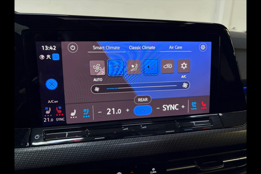 Volkswagen Golf 2.0 TSI R 4Motion, Pano, Akra, Downpipe, HK, HUD