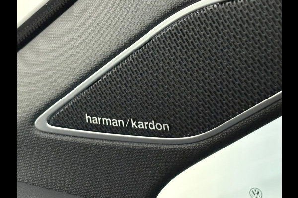 Volkswagen Golf 2.0 TSI R 4Motion, Pano, Akra, Downpipe, HK, HUD