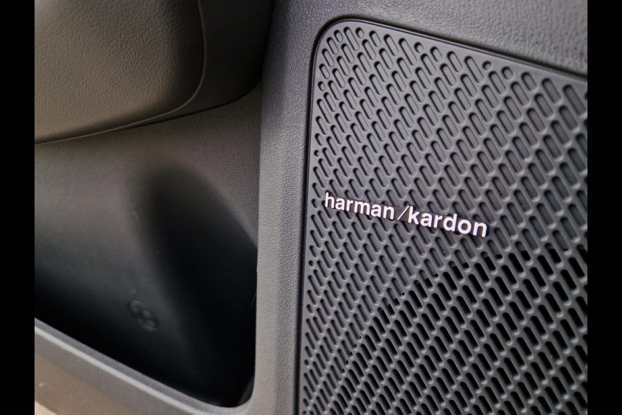 Kia EV3 Plus Advanced 81.4 kWh | Open Dak | Stoelverwarming | Harman / Kardon | Elektrische Achterklep |