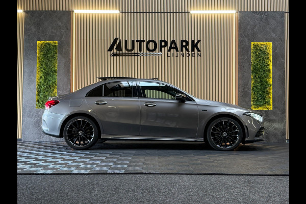 Mercedes-Benz A-Klasse 250e Premium Plus |AMG|PANO|BURMESTER|360CAM|MEMORY|KEYLESS|SFEERVERLICHT|DEALER ONDERHOUDEN|218PK|BOMVOL!|
