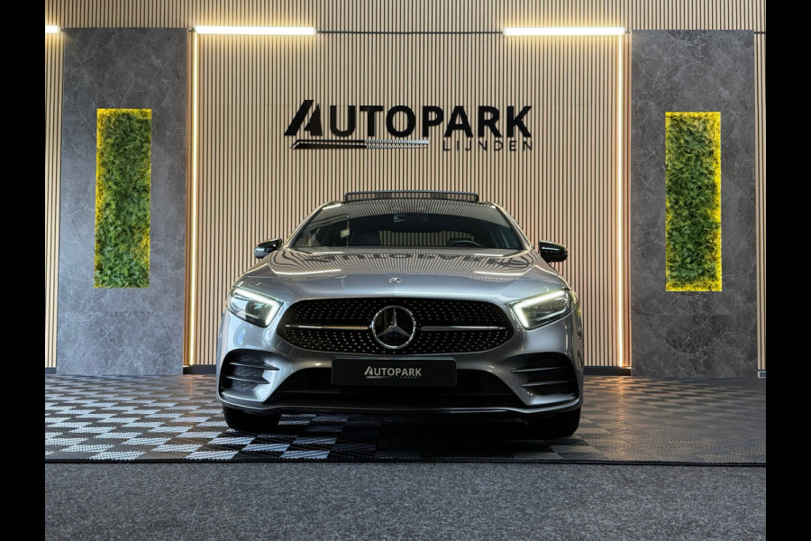 Mercedes-Benz A-Klasse 250e Premium Plus |AMG|PANO|BURMESTER|360CAM|MEMORY|KEYLESS|SFEERVERLICHT|DEALER ONDERHOUDEN|218PK|BOMVOL!|