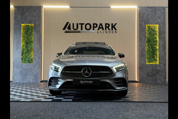 Mercedes-Benz A-Klasse 250e Premium Plus |AMG|PANO|BURMESTER|360CAM|MEMORY|KEYLESS|SFEERVERLICHT|DEALER ONDERHOUDEN|218PK|BOMVOL!|