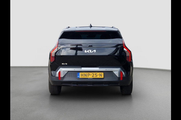 Kia EV3 Plus Advanced 81.4 kWh | Open Dak | Stoelverwarming | Harman / Kardon | Elektrische Achterklep |
